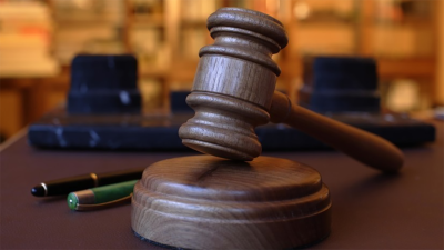 В Верхневилюйском районе  депутат напал на сотрудника полиции / ЯСИА  Верхневилюйский Республика Саха (Якутия)