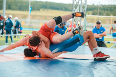 Определены чемпионы по вольной борьбе на Играх народов Якутии в Амге / Иван Евсеев  Алданский Республика Саха (Якутия)