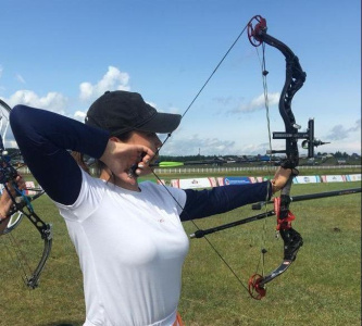 Сотрудник «Сахатранснефтегаза» Надежда Мурзина — чемпионка VII Игр народов Якутии  / ЯСИА   Республика Саха (Якутия)