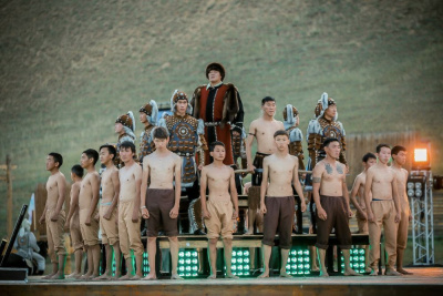 Фестиваль молодёжи ТАБЫС торжественно открылся в Орто Дойду / Вероника Аммосова   