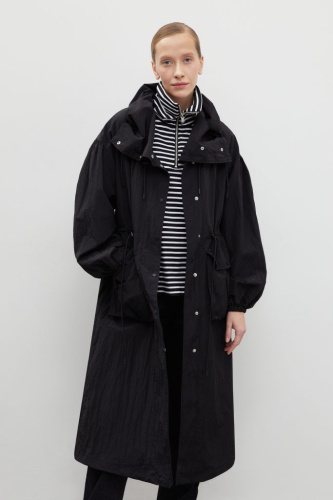 Плащ прямого кроя