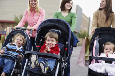 Минпросвещение объявило конкурс на создание курсов для родителей с детьми до трех лет / ЯСИА   