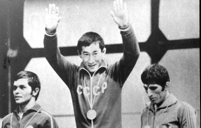 План мероприятий в честь 75-летия со дня рождения Романа Дмитриева будет утвержден до 1 октября / ЯСИА   