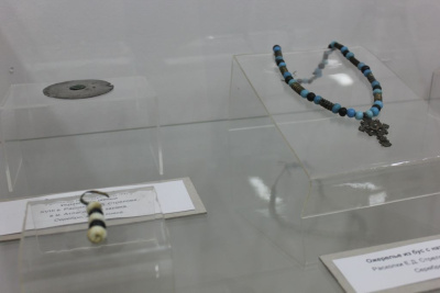 Личные вещи из гробниц якутских князей представлены на выставке в Якутском музее им. Ярославского / ЯСИА   Республика Саха (Якутия)