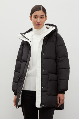 Стеганая утепленная куртка с капюшоном