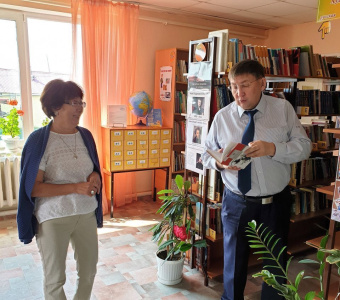 Детская библиотека села Бердигестях участвует в федеральном конкурсе / ЯСИА   