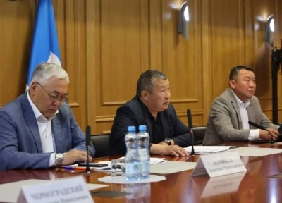 В Якутии доставили более 400 тысяч тонн грузов по северному завозу / ЯСИА   