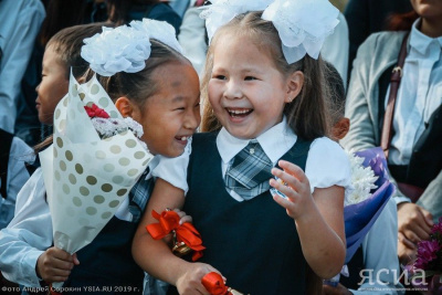 В Якутии прозвучал первый школьный звонок в новом учебном году / ЯСИА   Республика Саха (Якутия)