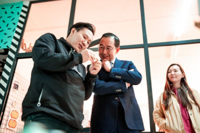 Айсен Николаев поддержал идею пригласить в Якутск лучших граффити-художников / ЯСИА   Республика Саха (Якутия)