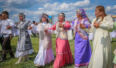 Айсен Николаев: В Год консолидации мы должны объединиться для достижения общих целей / Дьулус Борочков   