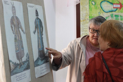 В Якутске открылась выставка ритуальной одежды народа саха / Вероника Аммосова Якутск Якутск Республика Саха (Якутия)