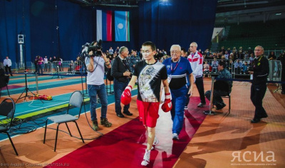 Сегодня бой Василия Егорова покажут на большом экране в «Триумфе» / Дьулустаан Сергеев   