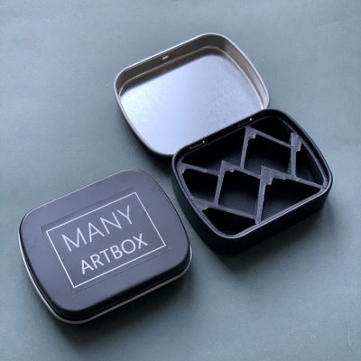 Палетка для красок "Горы" 6х5 см, цвет черный, пластик черный