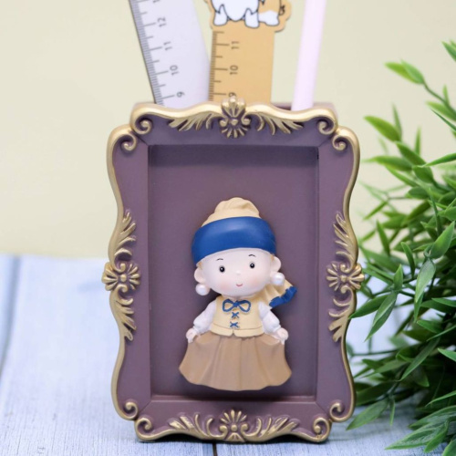 Подставка для канцелярских принадлежностей "Girl with a pearl earring", brown