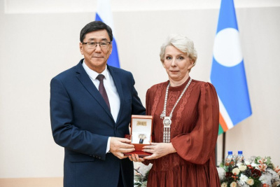 «Республика гордится своими учителями». Якутским педагогам вручили государственные награды / Санаайа Иванова   Республика Саха (Якутия)