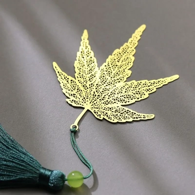 Закладка для книг с кисточкой "Лист Фирмианы" (латунь, нейлон)