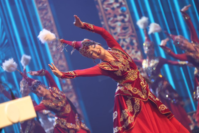 «Дружба народов и культурный обмен». Делегация Астаны представила гала-концерт якутской публике / Нарыйа Пахомова   