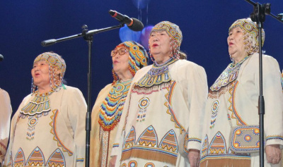 «Битва хоров». Мирнинские ветераны восхитили своим мастерством / ЯСИА  Мирнинский Республика Саха (Якутия)