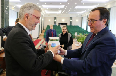 Алмазы и мерзлотоведение. Посол Бельгии посетил Мирнинский район Якутии / ЯСИА  Мирнинский Республика Саха (Якутия)