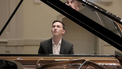 Швейцарское телевидение снимет фильм о выпускнике Высшей школы музыки Якутии Сергее Танине / ЯСИА   Республика Саха (Якутия)