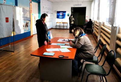Праймериз «Единой России» в Оймяконе: активность жителей выше, чем в прошлые годы / ЯСИА  Оймяконский Республика Саха (Якутия)