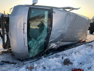 Наехал на ограждение. В результате ДТП на автотрассе «Колыма» в Якутии погиб пассажир / ЯСИА   Республика Саха (Якутия)