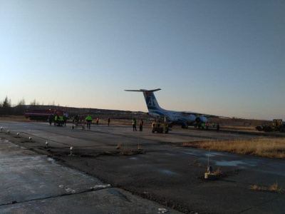 В Мирном пассажирский самолет выкатился за пределы взлетной полосы. Погибших и пострадавших нет / ЯСИА   