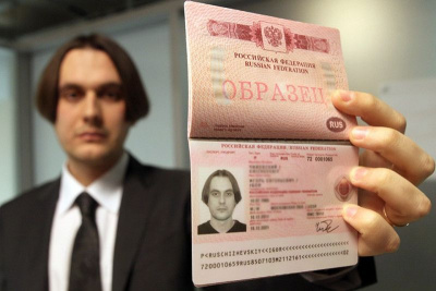 Быть похожим на себя. Как правильно сделать фотографию для загранпаспорта / ЯСИА   