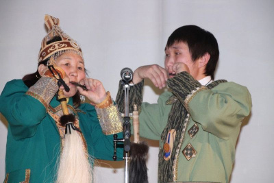 Что вы знаете о древнем музыкальном инструменте? В Якутске впервые пройдет «Хомусный диктант» / ЯСИА Якутск Якутск Республика Саха (Якутия)