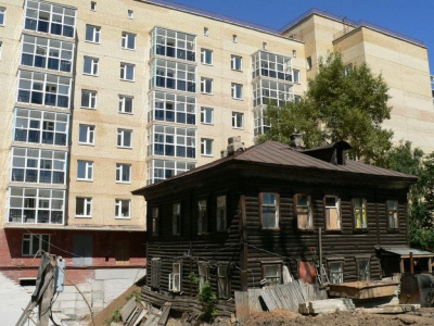 Владельцы аварийного жилья в Якутске могут получить денежную компенсацию вместо квартир / ЯСИА Якутск Якутск Республика Саха (Якутия)