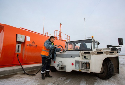 В аэропорту «Якутск» заработали контейнерные АЗС / ЯСИА   Республика Саха (Якутия)