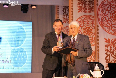 Великий труженик науки. В Хангаласском улусе чествовали Никиту Соломонова / ЯСИА  Хангаласский Республика Саха (Якутия)