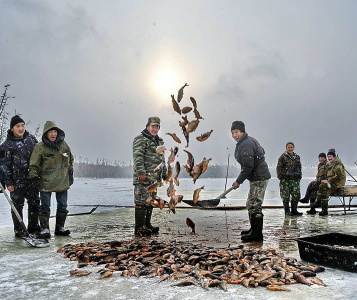 ФОТОФАКТ. Хороший улов! В Якутии началась мунха / Дьулус Борочков   Республика Саха (Якутия)