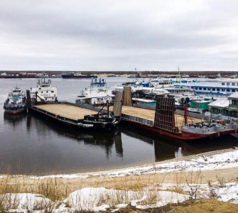 На переправе Якутск — Нижний Бестях работают четыре парома / ЯСИА   Республика Саха (Якутия)