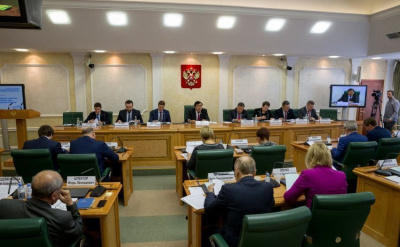 Александр Акимов: Стратегия развития Арктической зоны РФ должна быть документом прямого действия  / ЯСИА   