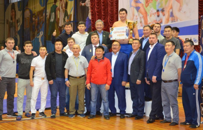 Вновь абсолютный чемпион. Евгений Алексеев победил на межрегиональном турнире в Нерюнгри / Дьулустаан Сергеев  Нерюнгринский Республика Саха (Якутия)