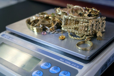 В России могут ужесточить контроль за ломбардами / ЯСИА   