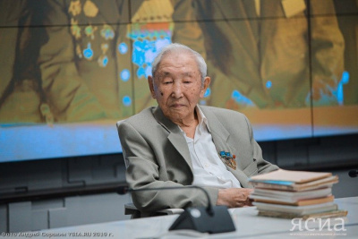 Аксакала якутской журналистики Дмитрия Кустурова поздравили с 90-летием / Дьулустаан Сергеев   Республика Саха (Якутия)