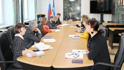 Продление активного долголетия старшего поколения – одна из главных задач социальной политики /   Мирнинский Мирнинский