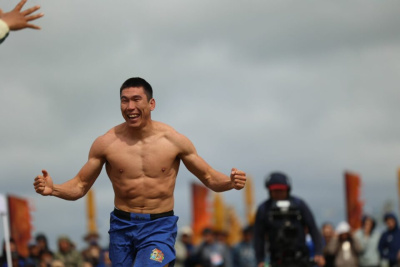 Борис Сдвижков из Амгинского улуса впервые стал победителем Игр Дыгына / Дьулустаан Сергеев   