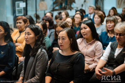 В Якутске проходит семинар Центра социально-психологической поддержки / Дьулус Борочков Якутск Якутск Республика Саха (Якутия)