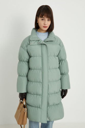 Пуховое пальто со съемным капюшоном