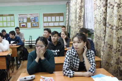 Школьникам Олекминска рассказали о будущей пенсии  / ЯСИА  Олекминский Республика Саха (Якутия)