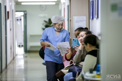 Ничего закрывать не будем. Айсен Николаев об оптимизации медучреждений / Санаайа Иванова   