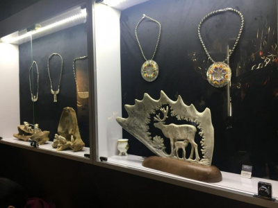 ВИДЕО. В Якутске открылся новый ювелирно-мамонтовый центр «Киэргэ» / ЯСИА Якутск Якутск Республика Саха (Якутия)