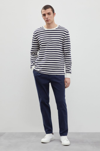 Прямые брюки со стрелками