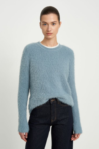 Джемпер полуприлегающего силуэта