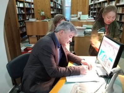 Учёные из Турции подарили книги Национальной библиотеке Якутии / ЯСИА   Республика Саха (Якутия)