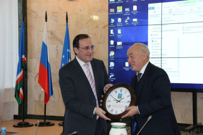 Встреча делегации Вилюйского улуса прошла в районной администрации /   Вилюйский Мирнинский