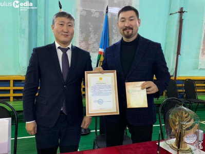 Главы Кобяйского и Горного районов заключили договор о сотрудничестве / ЯСИА  Кобяйский Республика Саха (Якутия)